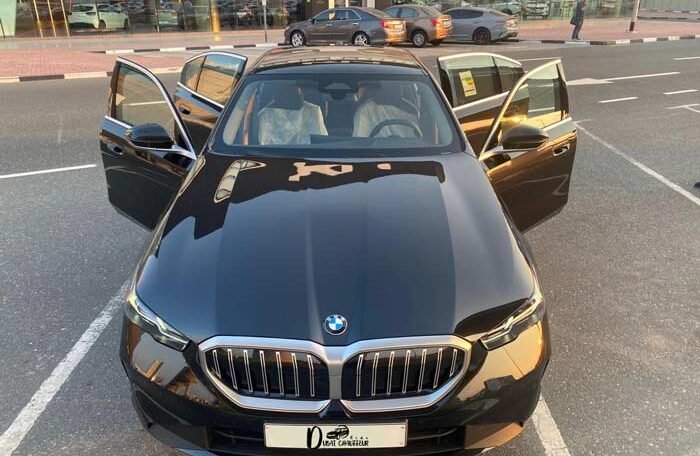 BMW 7 Series Chauffeur Servce Dubai