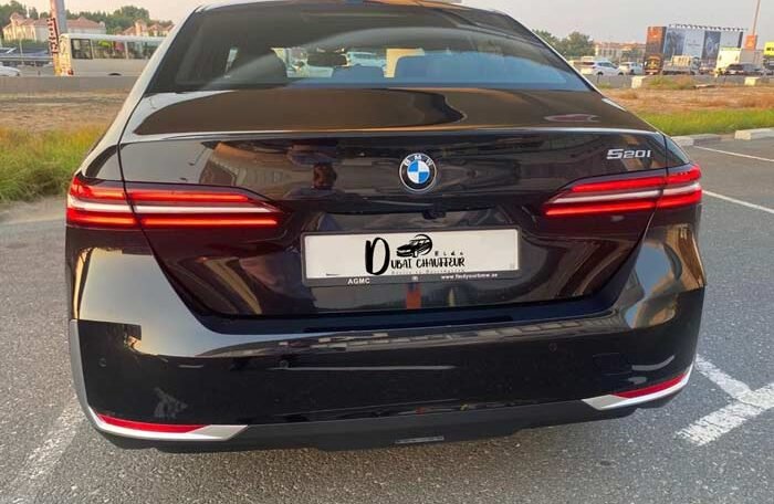 BMW 7 Series Chauffeur Servce Dubai