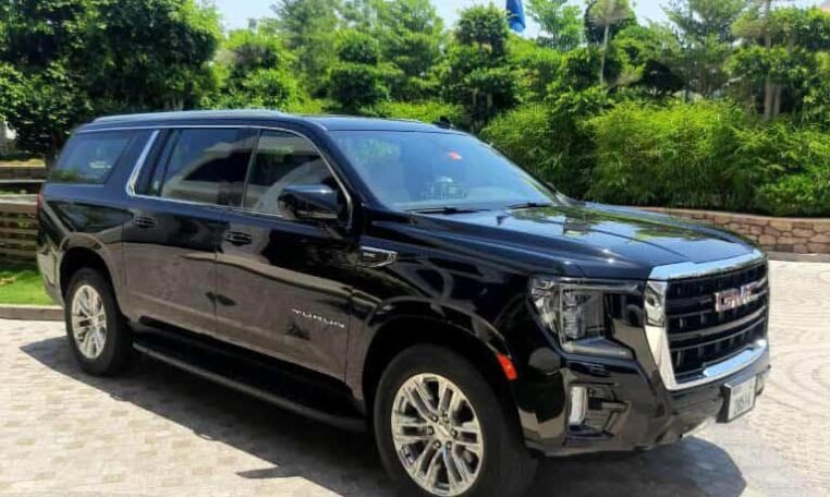 GMC Yukon car hire dubai